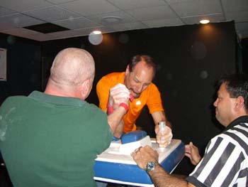 ArmWrestling_B.Day.Bash_095