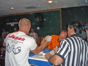 ArmWrestling_B.Day.Bash_103